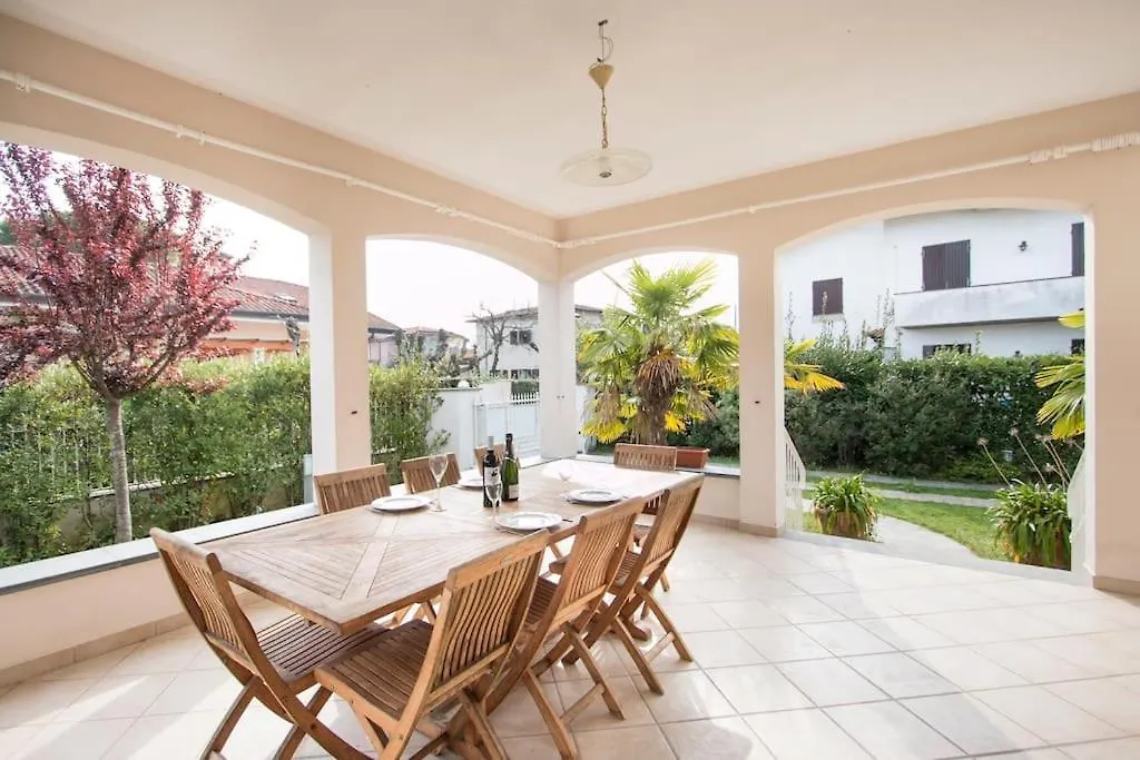 Villa Paolo Forte dei Marmi